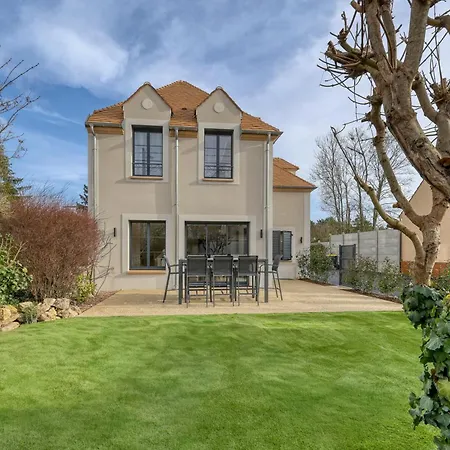 Pousada Le Jardin De Lili - 30 Min - Clim & Wifi Germigny-l'Eveque